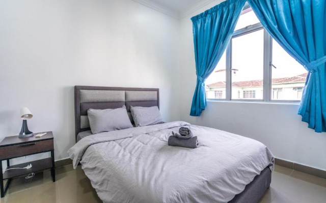 Spacious 3-bedroom with Pool for 6 - Subang Jaya – Guest Rooms – Subang Jaya