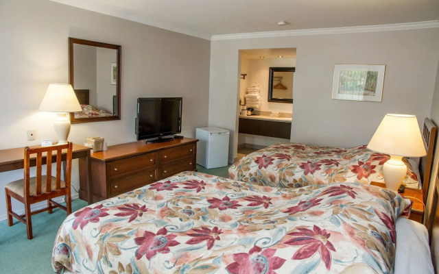 Rideau Heights Inn