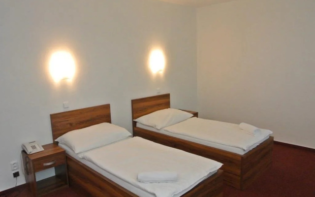 Hotel Širák