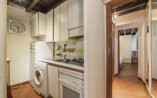 Stylish Flat Domus Aurea