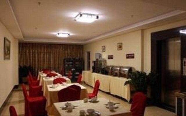 Shenglong Hotel