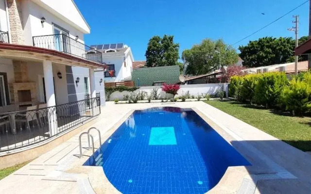 Beautiful 4-bed Villa Beril With Private Pool