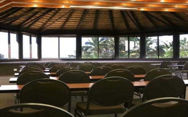 Life Phefumula Beach Resort