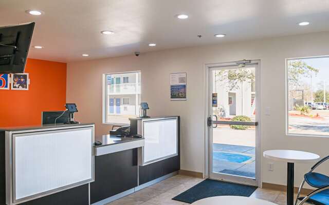 Motel 6 Bay Saint Louis, MS