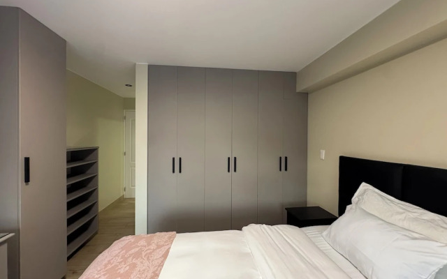 Miraflores 1 Bedroom Executive Apartment