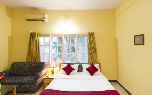 Varcity Comforts by OYO Rooms
