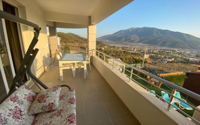 Splendid Apartment With Shared Pool in Fethiye