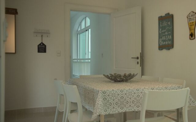 Los Flamencos Aparthotel