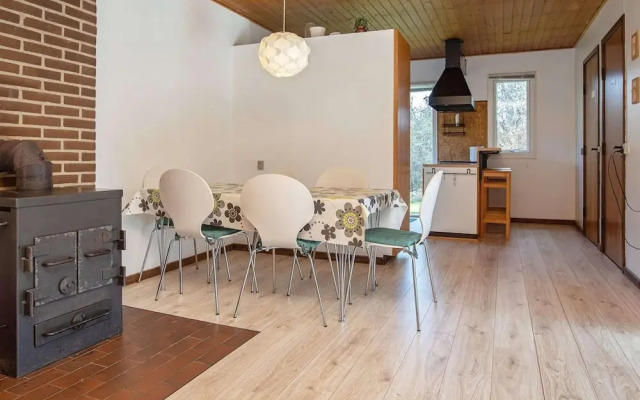 6 Person Holiday Home in Thisted
