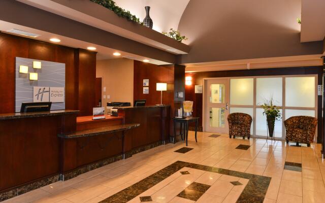 Holiday Inn Express Hotel & Suites Edmonton North, an IHG Hotel