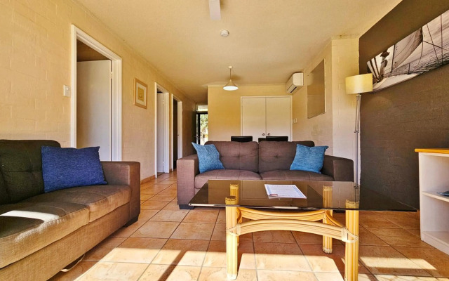 Riverview Holiday Apartment 34 - Kalbarri WA