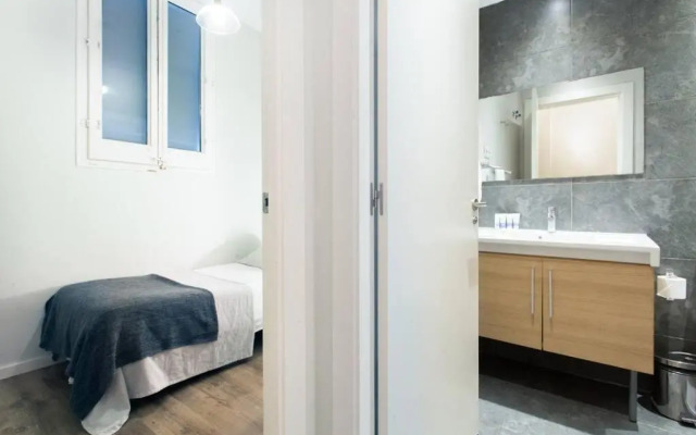 Bright and modern 2bedroom in Las Ramblas 2 1A