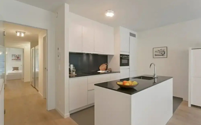 Cosy Family Apartment With Parking Near the Beach