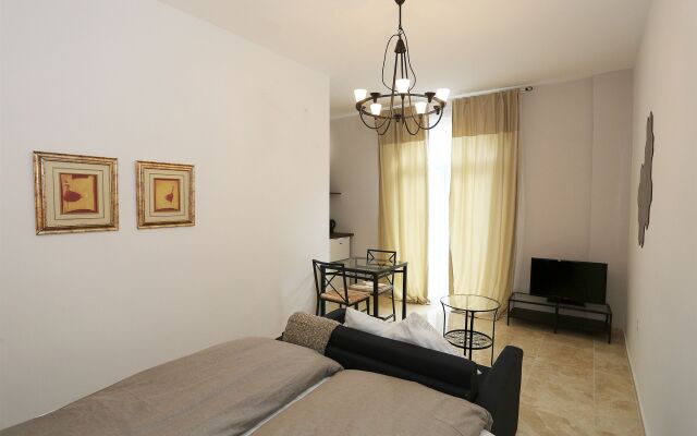 Villa Maggie