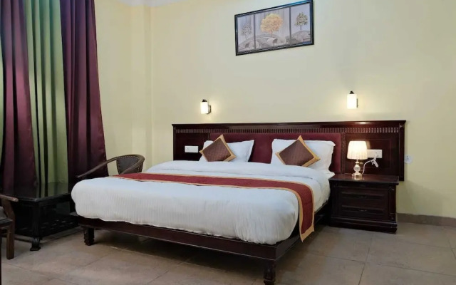 The Luv Hill Hotel And Cafe