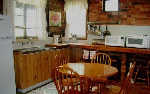 Giba Gunyah Country Cottages