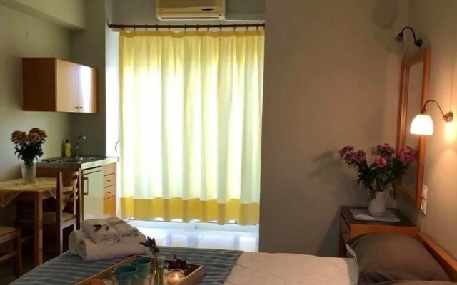 Leonidas Rooms