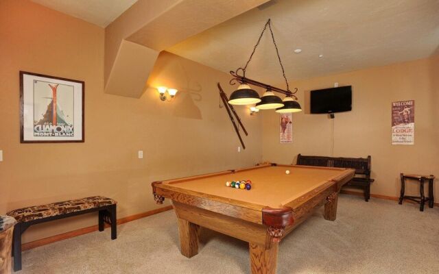 Paradise Meadow Lodge