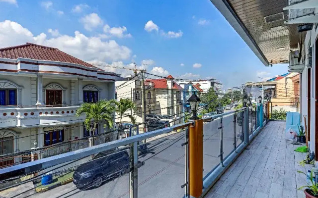 OYO 90366 Homestay 81 Baloi