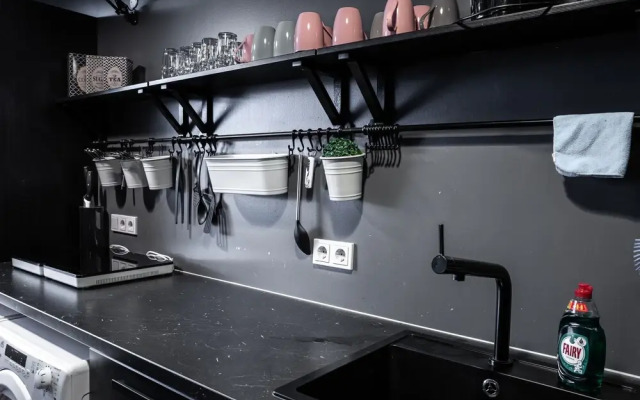 AU44 hostel