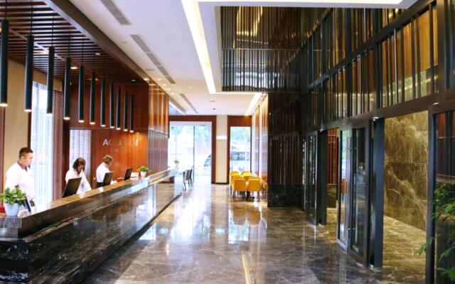 Aqueen Hotel Paya Lebar