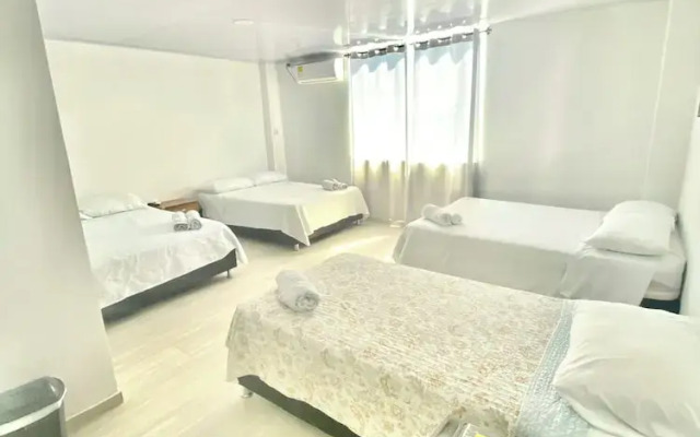 Blue Island Hotel