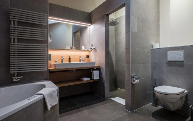 National Zermatt – Matterhorn Views, Sunnegga Gateway & SPA