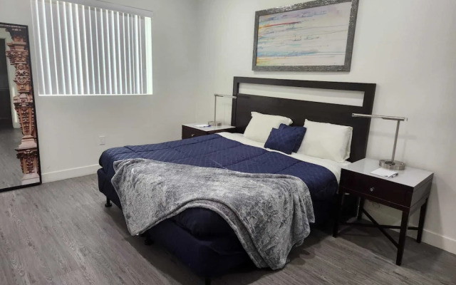 Urban Chic Apart-Hotels in Central LA