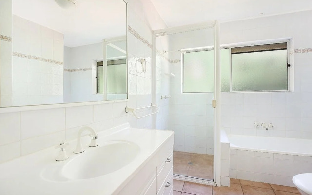 Amazing Waterfront Views Sunshine Coast H330