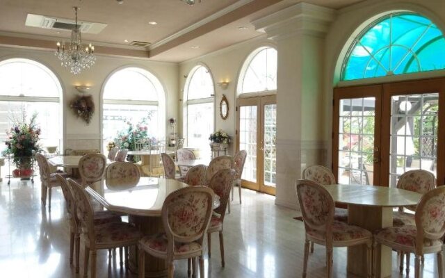 Princess Court Hotel