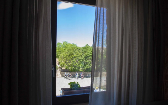 Hotel Arcs de Monells