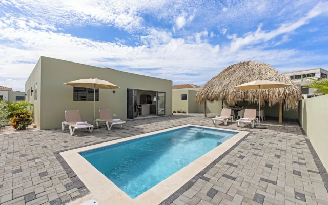 Infinity Blue villa with private pool