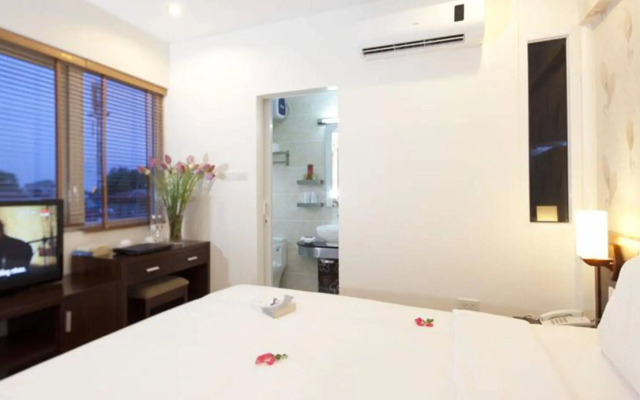 Rising Dragon Legend Hotel