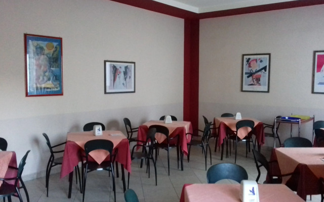 Hotel Caimo Bed-Breakfast