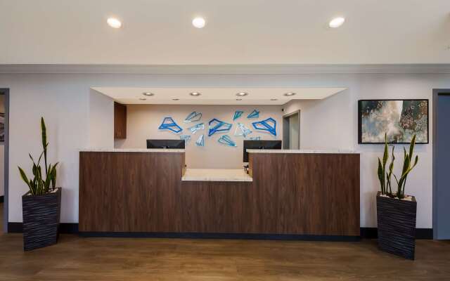 Best Western Inn & Suites Lemoore