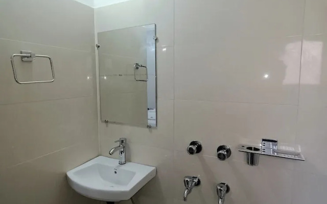 Hotel Krishna Tower