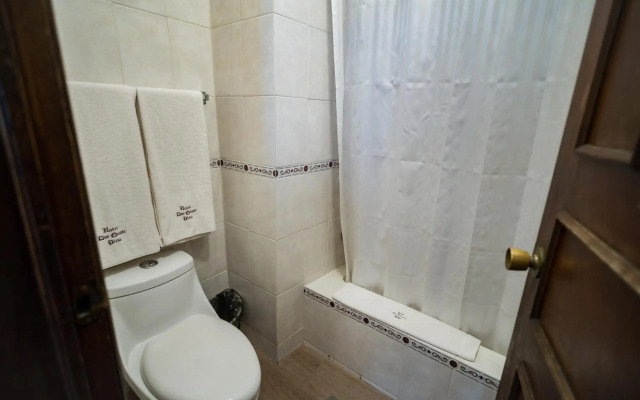 Hotel Don Quijote Plaza