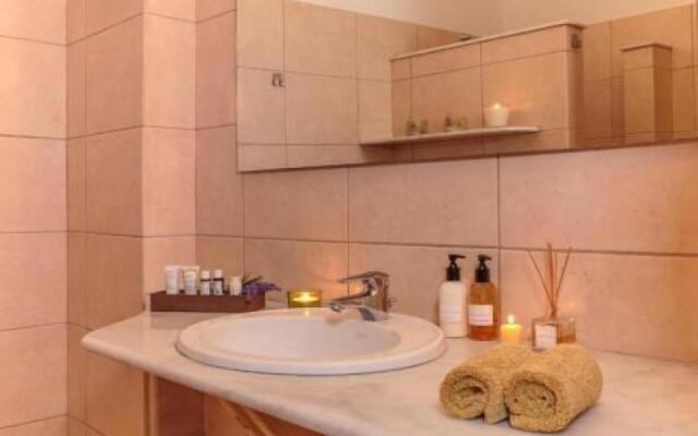 Holiday Home 5 Bedrooms 5 Bathrooms - Afantou