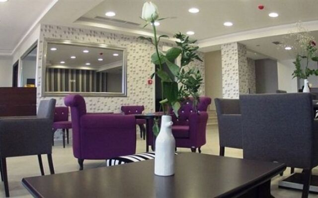 Thea Boutique Hotel
