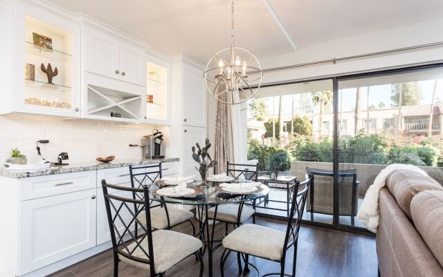 Via De Royal 2 BR by Casago