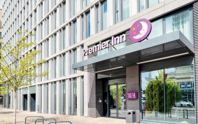 Отель Premier Inn Berlin Alexanderplatz