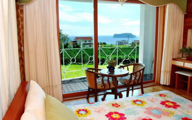 Jeju Land Pension