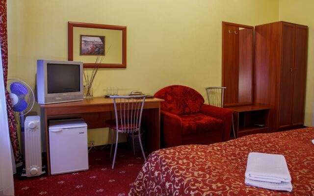 Apartments on Liteynyy