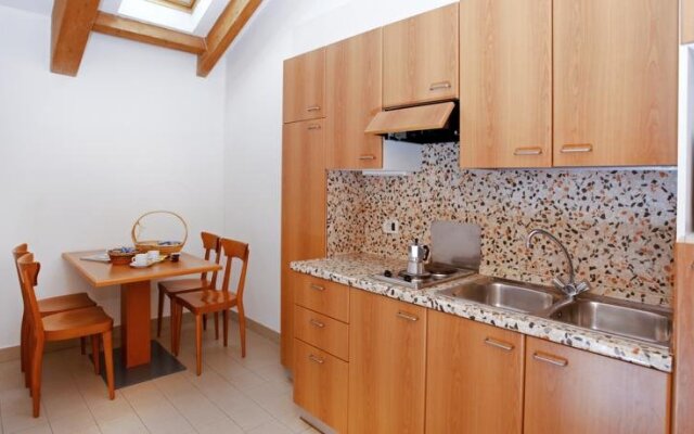 Aparthotel Englovacanze