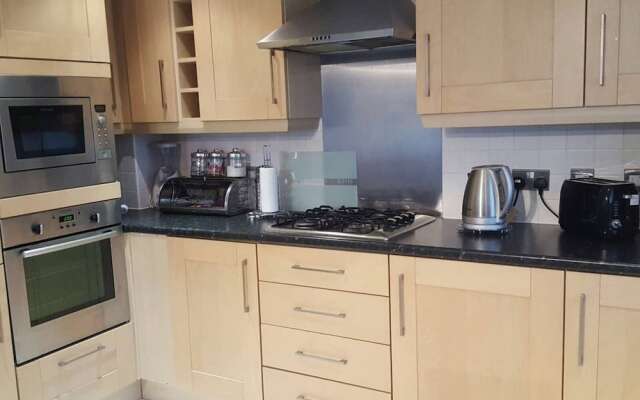 The Worsley Exclusive 2 Bed Apartment W