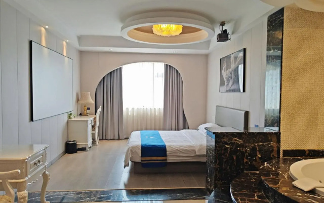 Super 8 Select Hotel