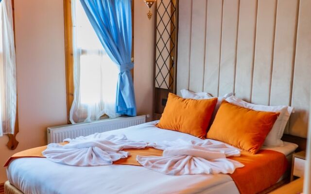 Astra Boutique Hotel