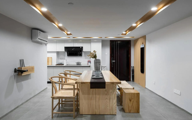 Locals Apartment House 29