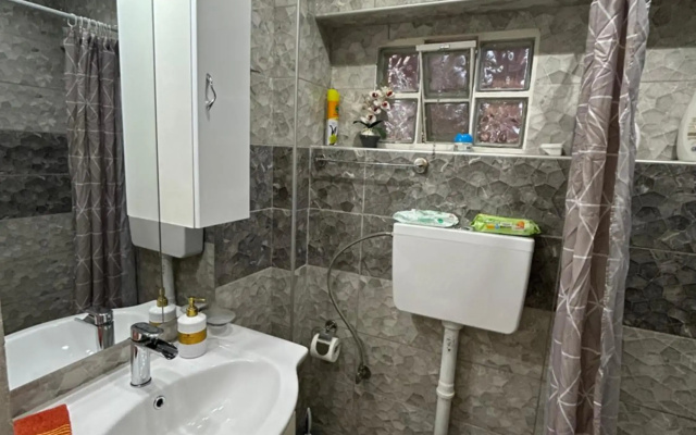 Ano Poli Studios 4