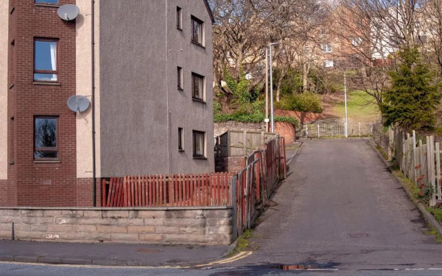 Tranquil Place in Dundee near Docks
